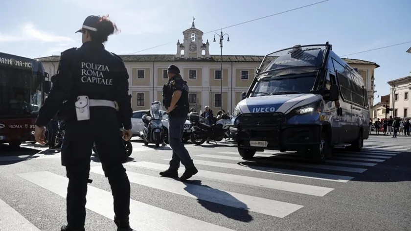Romalı gazeteci Kristina Stilitano, Roma'da sokakta vuruldu.