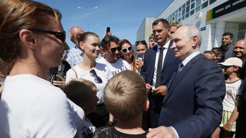 Putin Japonya'yı kızdırdı Tartışmalı Kuril Adaları'nı ziyaret etti.