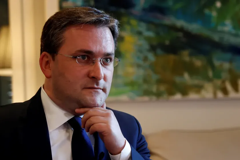 Sırbistan Kültür Bakanı Selaković Sanatçılara Yönelik Saldırılar Karşısında Sessiz Kalmakla Suçlandı