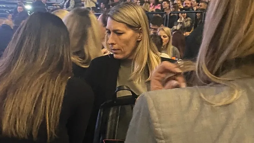 Sırp şarkıcının fakülte dekanı olduğu haberi
