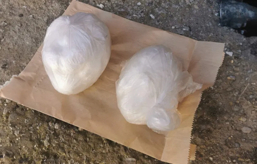 Zrenjanin'de iki kişi uyuşturucu satışı suçlamasıyla tutuklandı