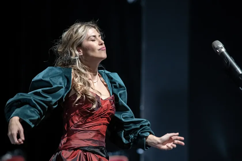 Madlenianum'da yeni sezon Emma Bovary uyarlamasıyla açılıyor