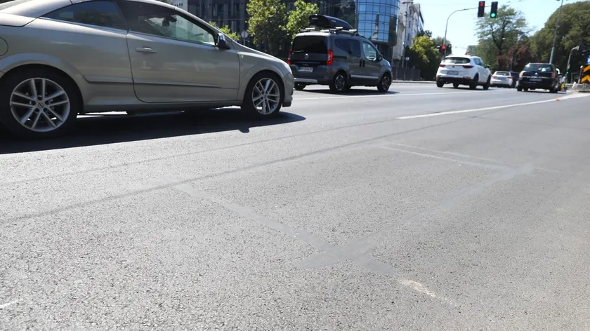 Bilim insanları çelik fabrikası atıklarından 20 yıl dayanan asfalt geliştirdi