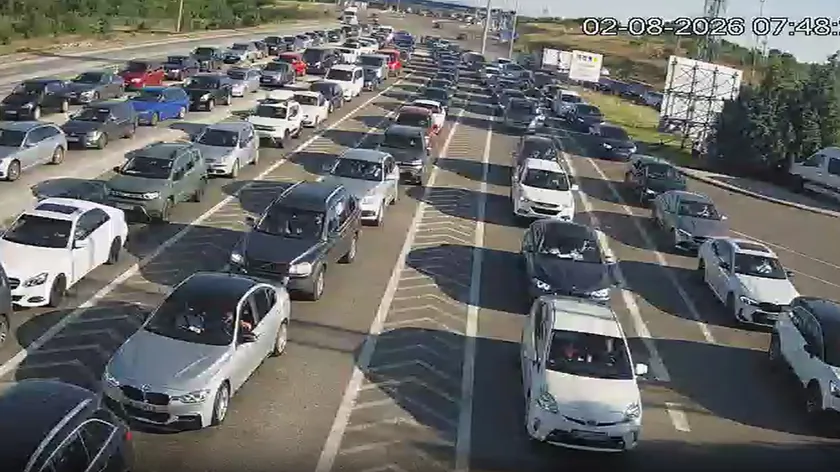 AMSS en son durumu açıkladı Sınırların üzerinde büyük bir darbe dalgası, en büyük trafik yoğunlukları nerede?