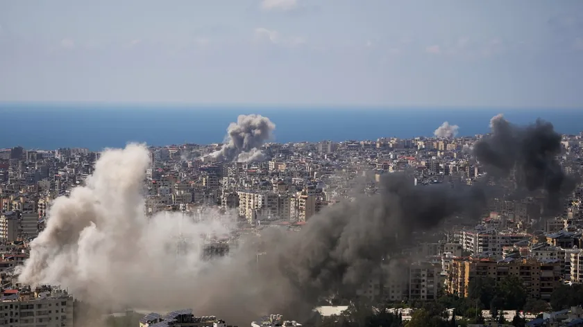 İran Amerika İsrail Savaşı 42. Gününde Gerilim Sürerken Ateşkes Görüşmeleri Başlıyor