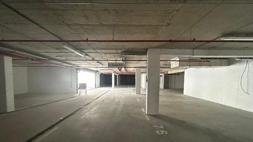 Garaajlar apartmanlardan daha pahalı mı? Bežanija'da bir park yeri için 26.000 Euro isteniyor Metrekare 2.000 Euro'dan fazla
