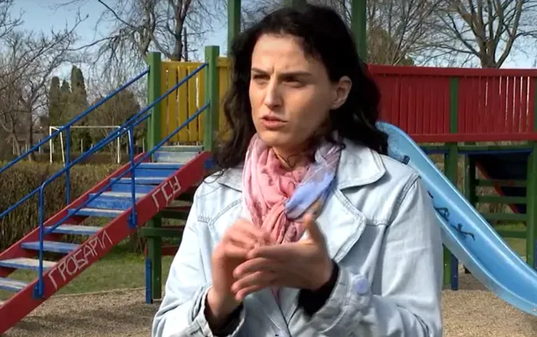 Sırbistan Subotica'da Hırvat Eğitimciler İş Kaybı ve Siyasi Baskı İddialarıyla Karşı Karşıya