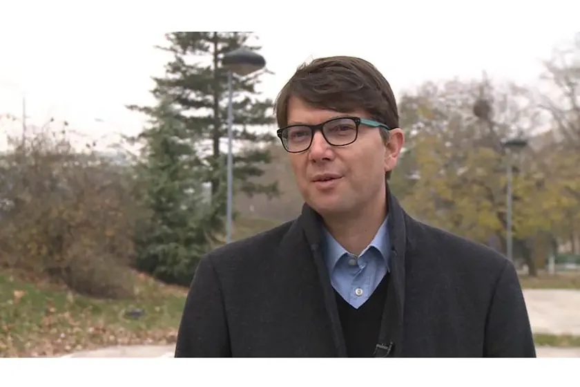 Sırbistan'ın Belgrad Kent Yönetiminde Komünel İşler Sekreteri İstifa Etti