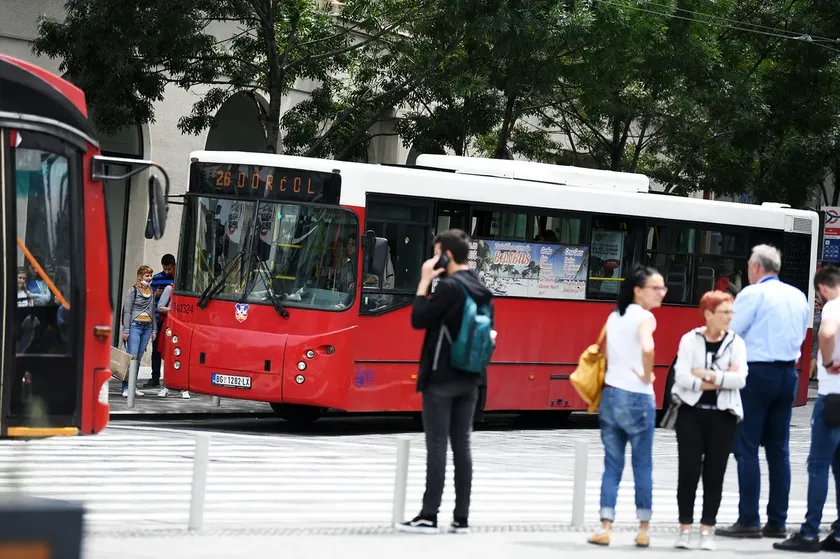 Beograddaki yol çalışmaları nedeniyle dört toplu taşıma hattı trasyonlarında değişiklik yapacak.