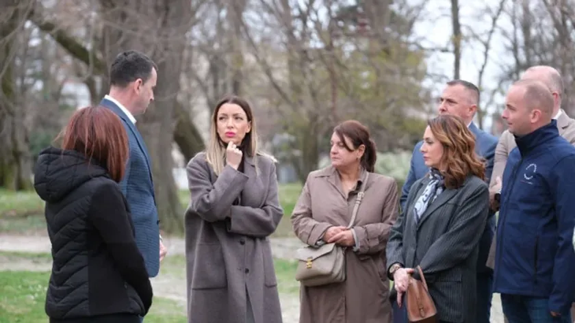 Sırbistan Ekonomi Bakanı Aranđelovac'taki Staro Zdanje Rekonstrüksiyon Sözleşmesini İmzaladı