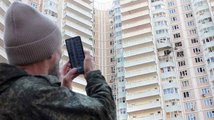 Ukrayna'nın Moskova'ya İHA Saldırısı Rus Başkentinin Güvenlik İzolasyonunu Kırdı