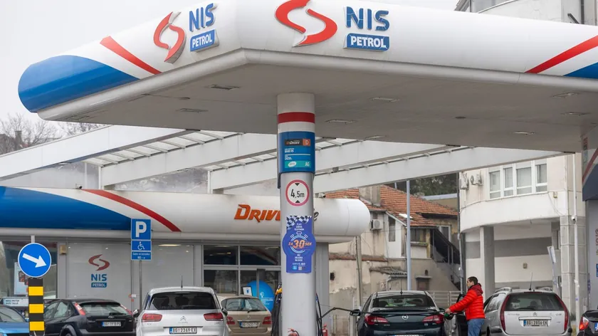 Sırbistan Petrol Şirketi NIS'in Çalışma Lisansı Amerika Birleşik Devletleri Tarafından Uzatıldı