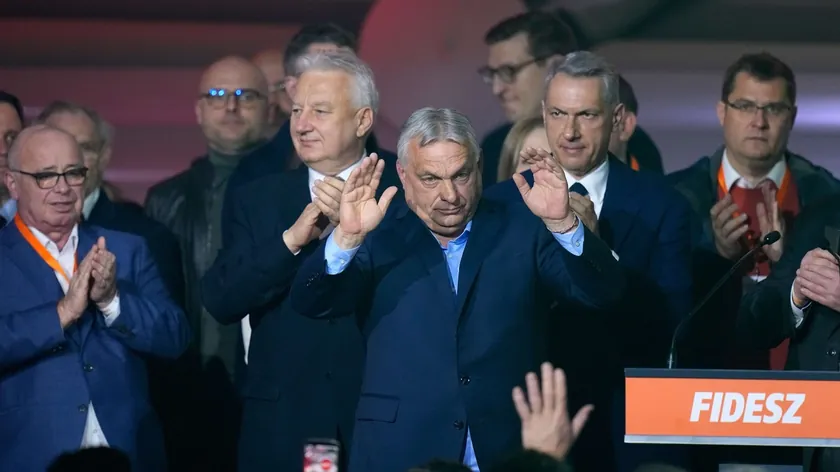 Macaristan Başbakanı Orban Fides Liderliğinden İstifasını Sundu Partisi Haziran'da Karar Verecek