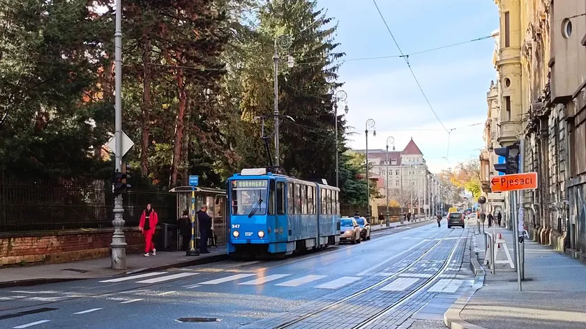 Zagreb'de belediye temizlik ve toplu taşıma grevi: Tramvay ve otobüsler durdu