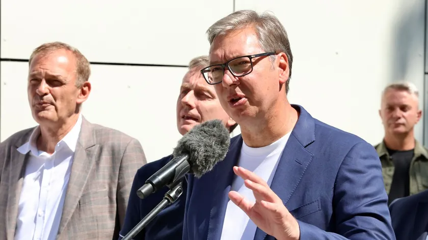 Sırbistan Cumhurbaşkanı Aleksandar Vučić Rasinski Okrug'u Ziyaret Etti