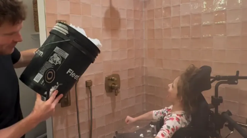 Minesotalı anne ve serebral palsili kızı sosyal medyada yüreklere dokunan videolarıyla dikkat çekti