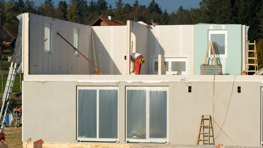 Kolombiyalı Şirket Beş Günde Geri Dönüştürülmüş Plastikten Ev İnşa Ediyor