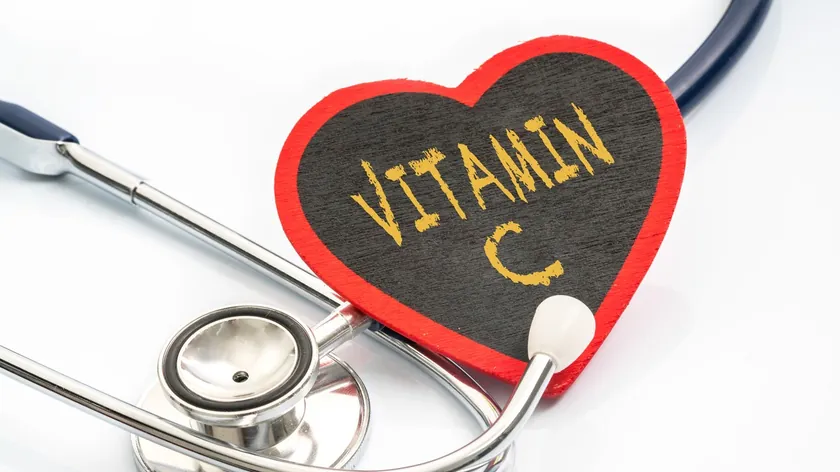 Vitamin C kalbinin sağlığına ve kalp hastalıklarına karşı koruyucudur.