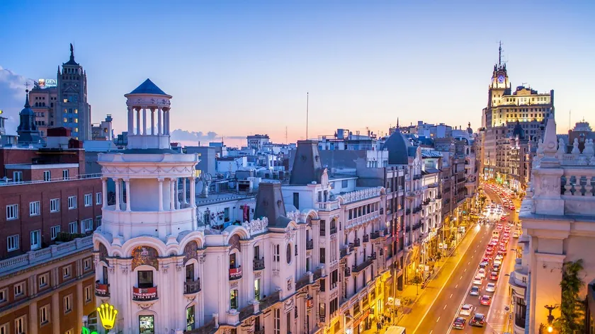 Avrupa'nın en güvenli solo seyahat destinasyonları belirlendi: İspanyol başkenti Madrid birinci