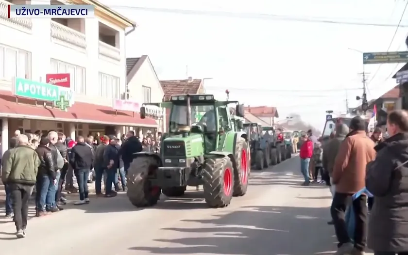 Sırbistan'da süt üreticileri protestosunda BIA'nın baskı yaptığı iddia edildi