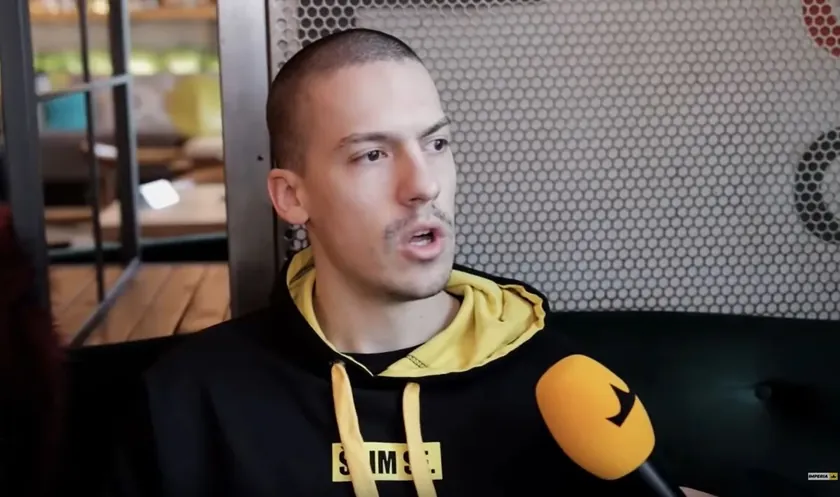 Sırbistan'da YouTuber Bake Prase'nin yarım milyon avroluk lüks cipi yandı