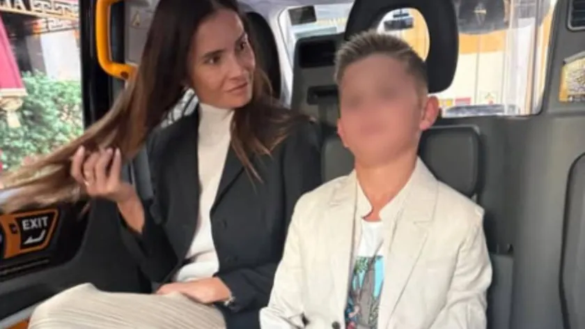 Sırp aktris Marija Karan'ın oğlu 10 yaşında ve şık bir çocuk Oyuncu fotoğrafını paylaştı