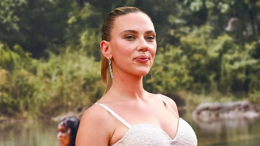 Scarlett Johansson Hollywood'da 2000'li Yılların Kadın Oyuncular İçin Zorluğunu Belirtti