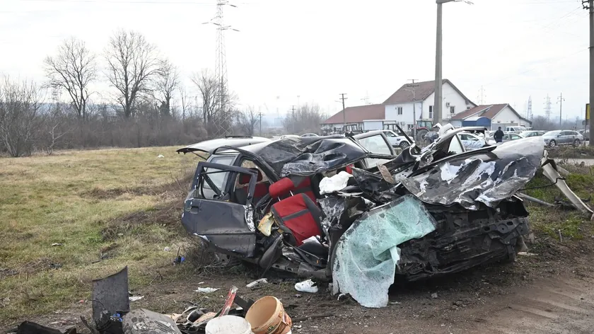 Sırbistan'da genç sürücüler emniyet kemeri takmıyor, sorumsuz sürüşler ölümlere yol açıyor