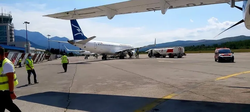 Er Srbija, Tivat Aerodromunda Hava Trafikini Durumdan Etkilerek Uçuşları Yeniden Yönlendirdi