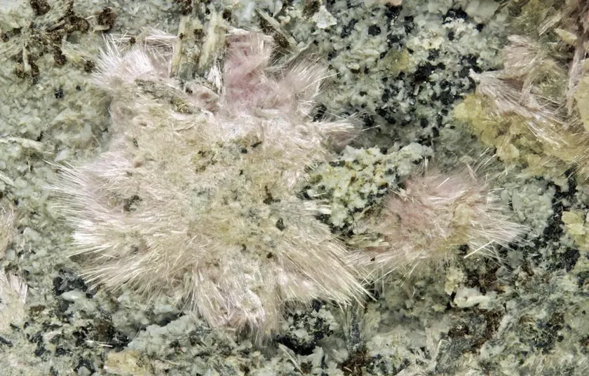 Rusya'da yeni bir mineral keşfedildi ve değer olarak altınlardan çok daha fazla.