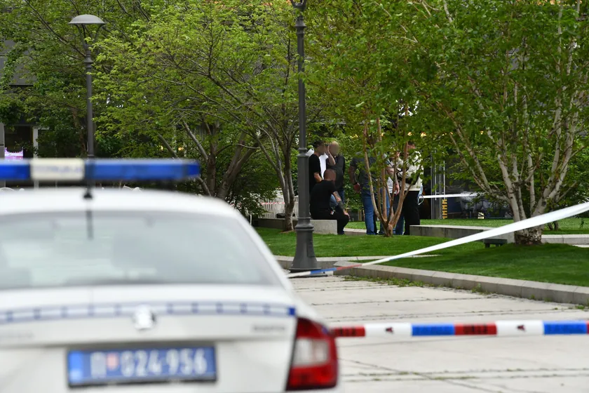 Palilula'da silahlı soygun serisi gerçekleşti