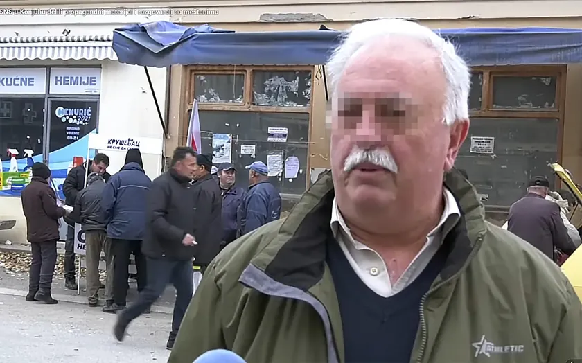 Sırbistan Kruševac'ta muhalefet Konjuh olayı sonrası erken yerel seçim istiyor