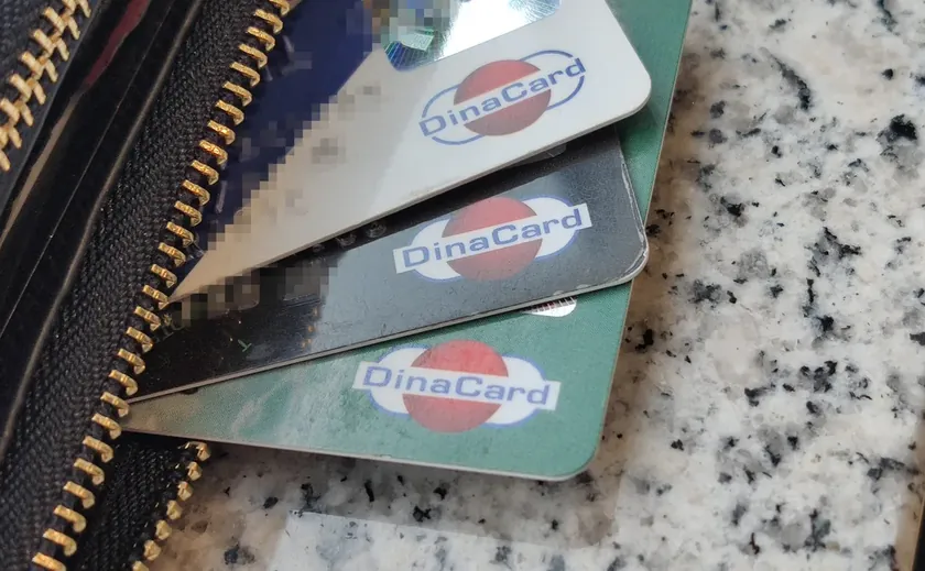 Sırbistan'da öğrenim ücreti iadesi için öğrenci kartı başvuruları 6 Mart'a kadar uzatıldı.