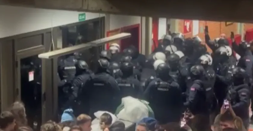 FDU, Novi Sad'da Filozof Fakültesi'ndeki Olaylara Tepki Göstermek İçin Video Paylaştı