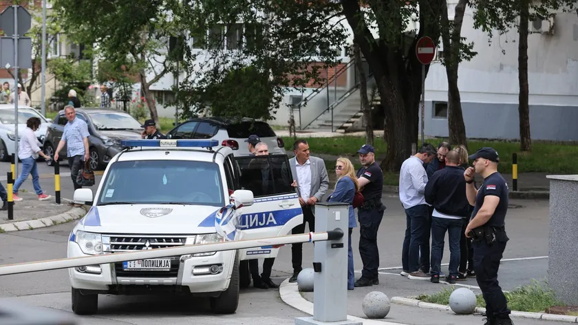 Sırbistan'da bir kafede meydana gelen olayla ilgili dava açıldı.