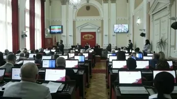 Sırbistan Kruşevac meclisi, beş ton esrarla yakalanan üyenin durumunu görüştü