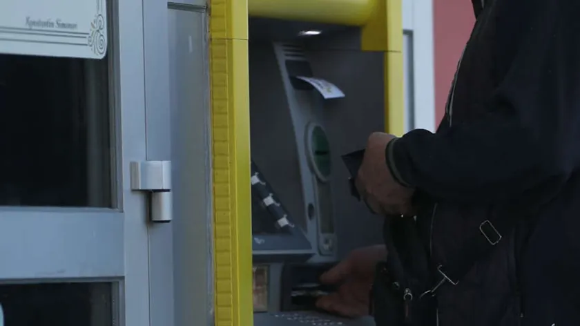 Virovitica'da Canlı Adam Hastane Hatasıyla Ölü İlan Edildi Banka Hesapları Bloke Oldu