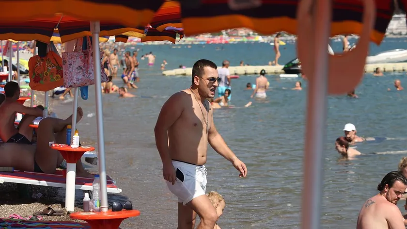 Sa 16 Yaşında Mega Hit Kaydetti