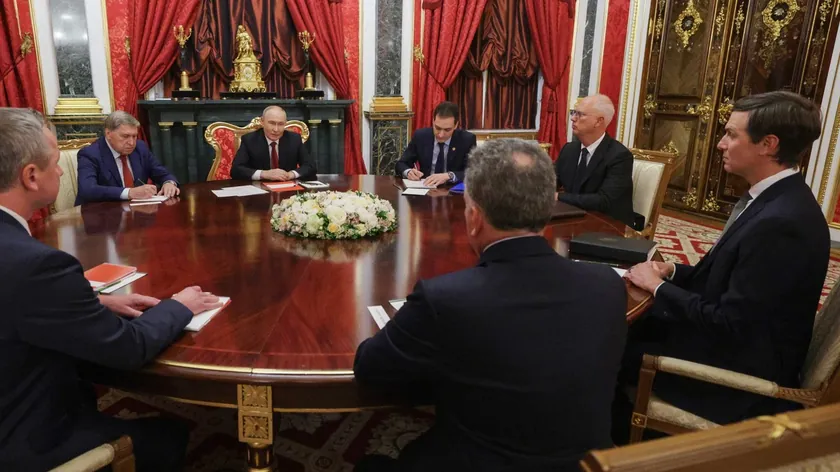 Putin, Vitkof ve Kuşner ile Kremlin'de Görüştü
