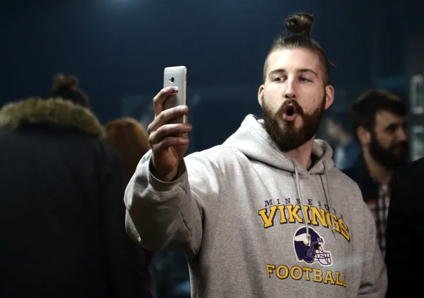 Sırbistan'ın eski cumhurbaşkanı adayı Beli Preletačević Eurovision'da yarışmaya hazırlanıyor.