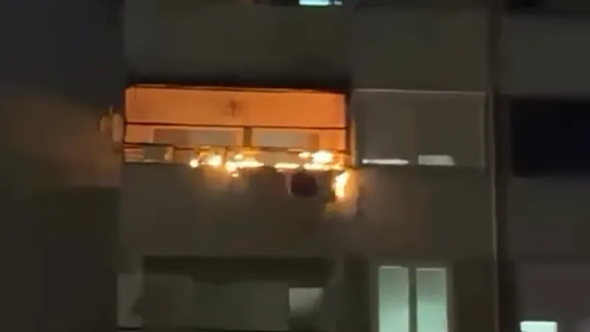 Yeni Beograd'da Terasida Çekinme