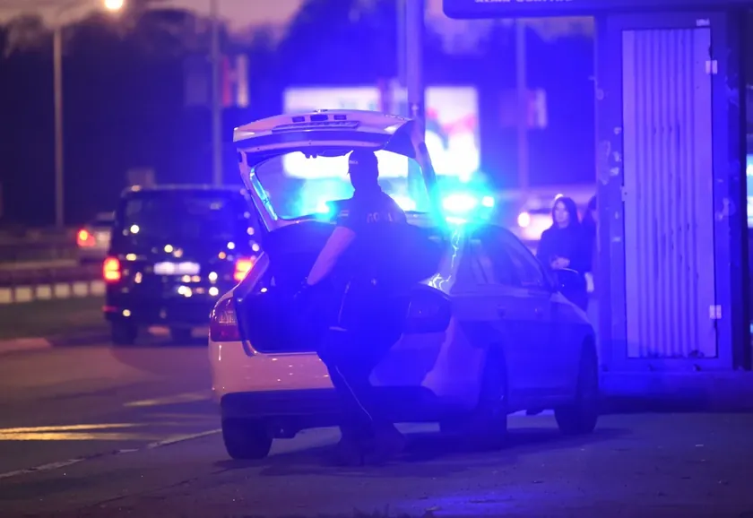 Zrenjanin'de Kayıp Otizmli Gencin Ailesi Polisin Geç Tepkisine Tepki Gösterdi