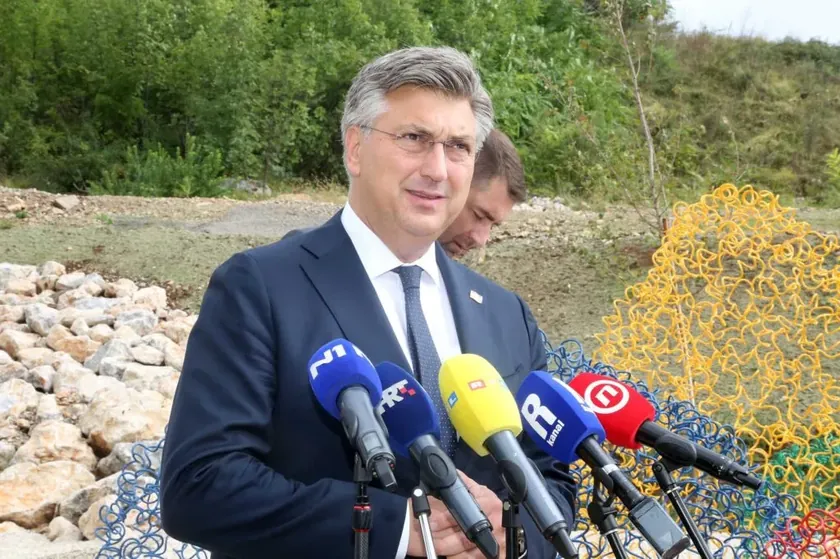 Sırbistan'da 1993 yılında yaşanan MirloviÄ Polje katliamının 33. yıldönümü anısına belgelendirilmiş bir açıklama yapıldı.