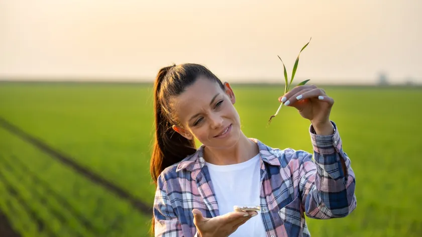 Sırbistan'dan Genç Kadın Çiftçi Anastasija, Aile Mirasını Yaşatıyor, Ön Yargıları Kırıyor