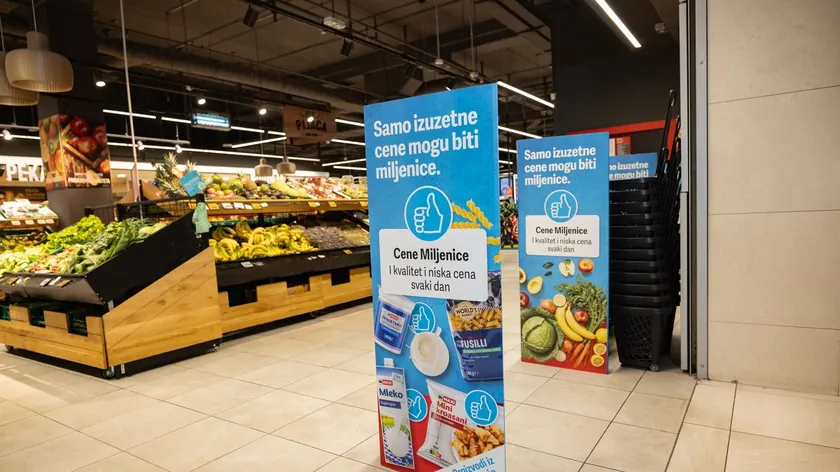 Maxi Perakende Zinciri Sırbistan'da "Cene Miljenice" ile Kaliteli ve Uygun Fiyatlar Sunuyor.