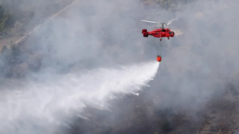 Sırbistan İçişleri Bakanı Ivica Dačić'in Helikopter Birimi Deliblatska Çölü'nde rekor kırdı.