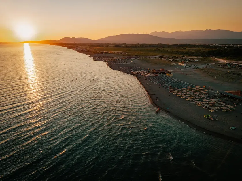 Ulcinj turizmiyle ilgili önemli gelişmeler yaşarken birçok turist resmi kayıt dışı kalıyor.