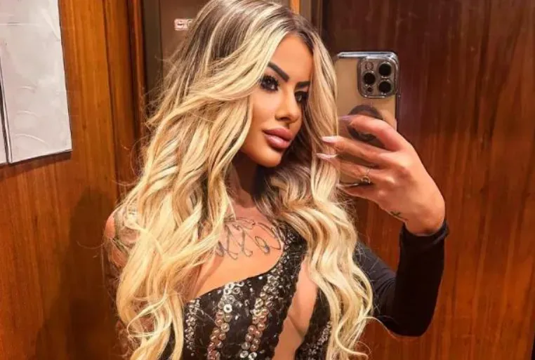 Brezilyalı Sosyal Medya Fenomeni Estetik Operasyon Sonrası 27 Yaşında Hayatını Kaybetti