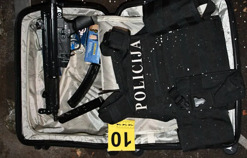 Zemun'da silah tüccarlığı iddiası: Fitness eğitmeni çeteye mi hizmet ediyordu?