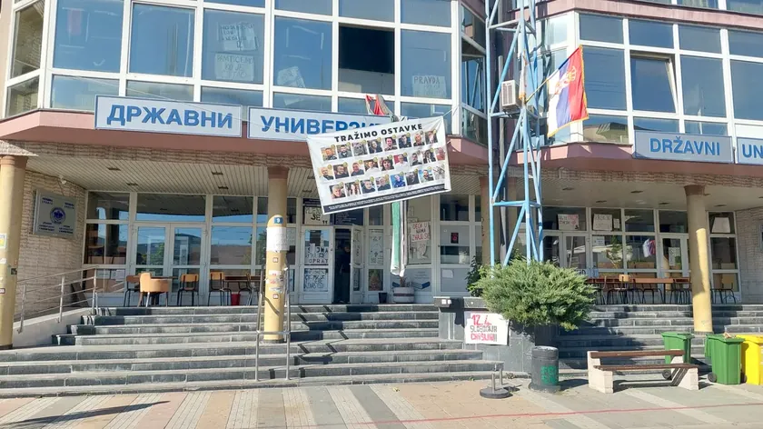 Sırbistan Novi Pazar Devlet Üniversitesi'nde yeni dönem 9 Mart'ta başlıyor istikrar mesajı verildi
